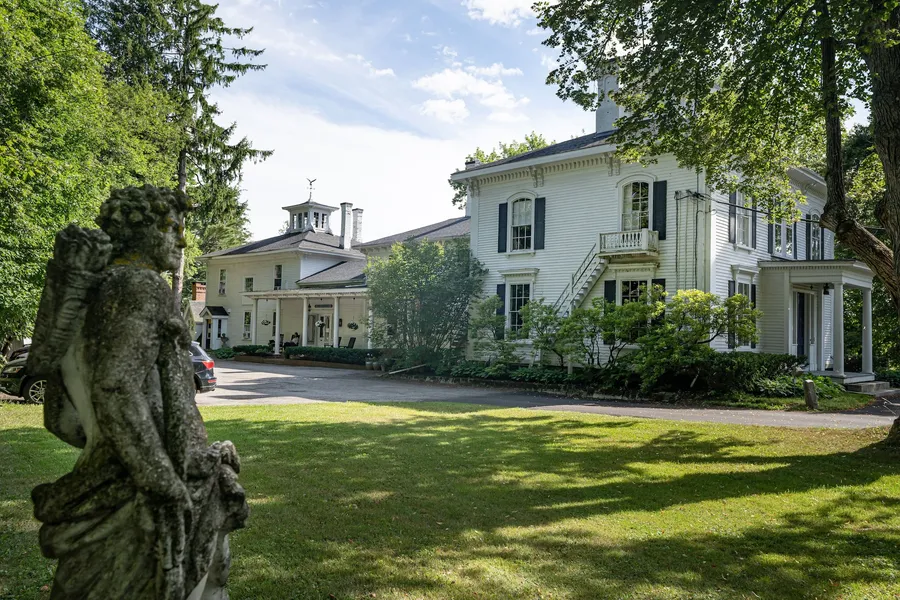 Homeport Inn and Tavern hotel detail image 2