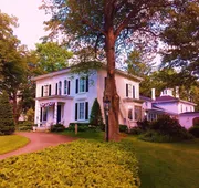 Homeport Inn and Tavern hotel detail image 4