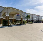 Super 8 by Wyndham Kenedy hotel detail image 3