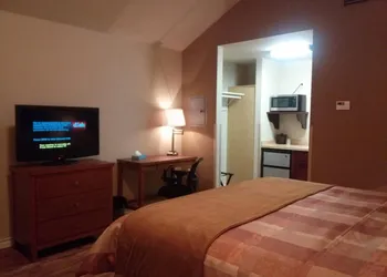 FieldHouse Inn hotel thumbnail 7