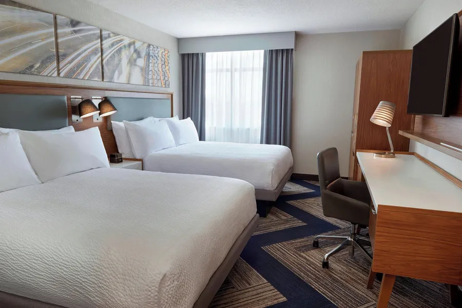 Four Points by Sheraton Hamilton - Stoney Creek hotel detail image 6