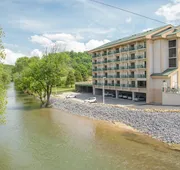 Pigeon River Inn hotel detail image 4