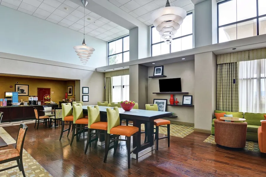 Hampton Inn & Suites Wilkes-Barre/Scranton hotel detail image 2