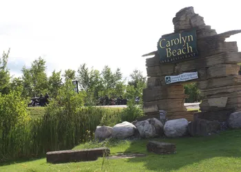 Carolyn Beach Inn & Restaurant hotel thumbnail 4