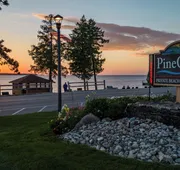 Pine Grove Resort hotel detail image 4