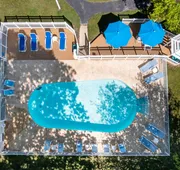 Somerset Inn & Suites hotel detail image 5