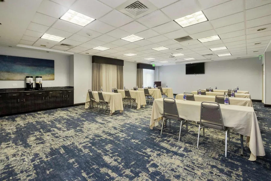 Hampton Inn & Suites Orlando-Apopka hotel detail image 2