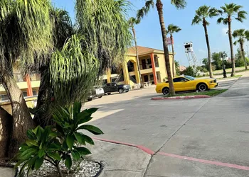 Texas Inn and Suites City Center at University Dr. hotel thumbnail 3