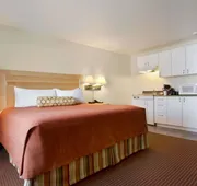Super 8 by Wyndham Dawson Creek hotel detail image 4