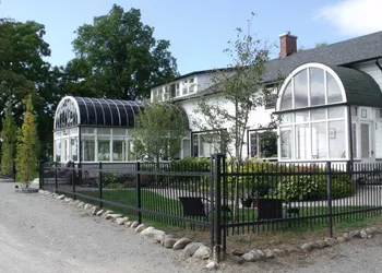Stevenson Inn & Spa hotel thumbnail 3