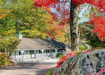 The Lodge at the Cove hotel thumbnail 7