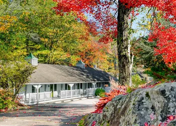 The Lodge at the Cove hotel thumbnail 6