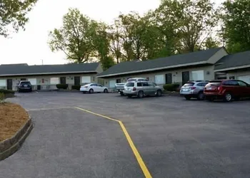 Kentucky Lake Inn hotel thumbnail 2