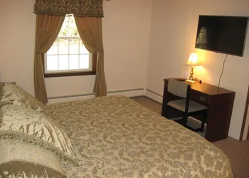 Big Bears Lodge hotel thumbnail 8