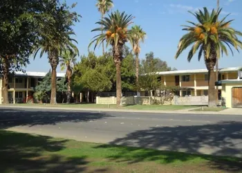 Cambridge Inn Motor Lodge hotel thumbnail 2
