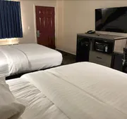 Travelers Inn & Suites hotel detail image 5