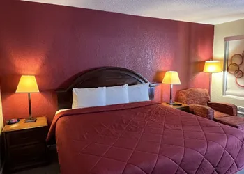 Bestway Inn hotel thumbnail 3