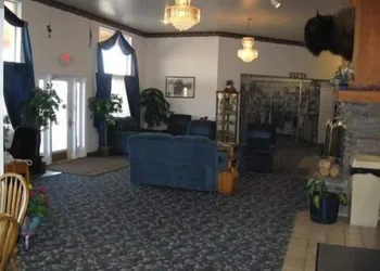 Glacier Gateway Plaza hotel thumbnail 3
