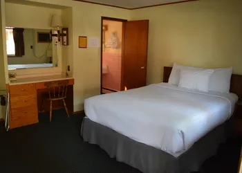Mid-City Motel hotel thumbnail 7