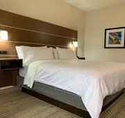 Holiday Inn Express Hillsborough by IHG hotel detail image 7