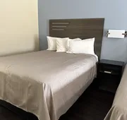 Express Inn & Suites hotel detail image 3