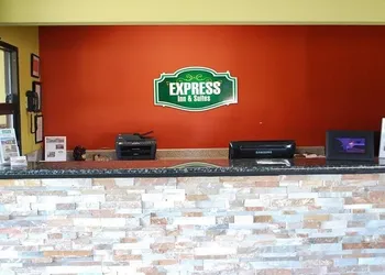 Express Inn & Suites hotel thumbnail 2