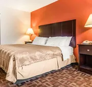 Quality Inn & Suites Lawrenceburg hotel detail image 7
