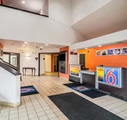 Motel 6 Harvey, IL hotel detail image 4