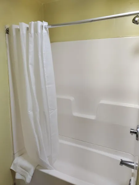 Budget Inn and Suites hotel detail image 6