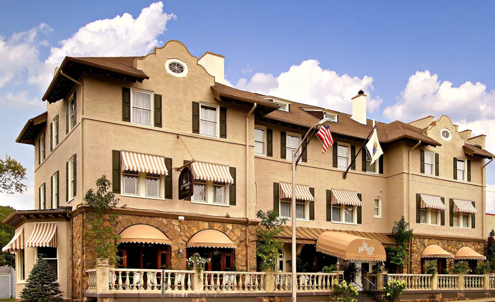 Bernards Inn hotel detail image 2