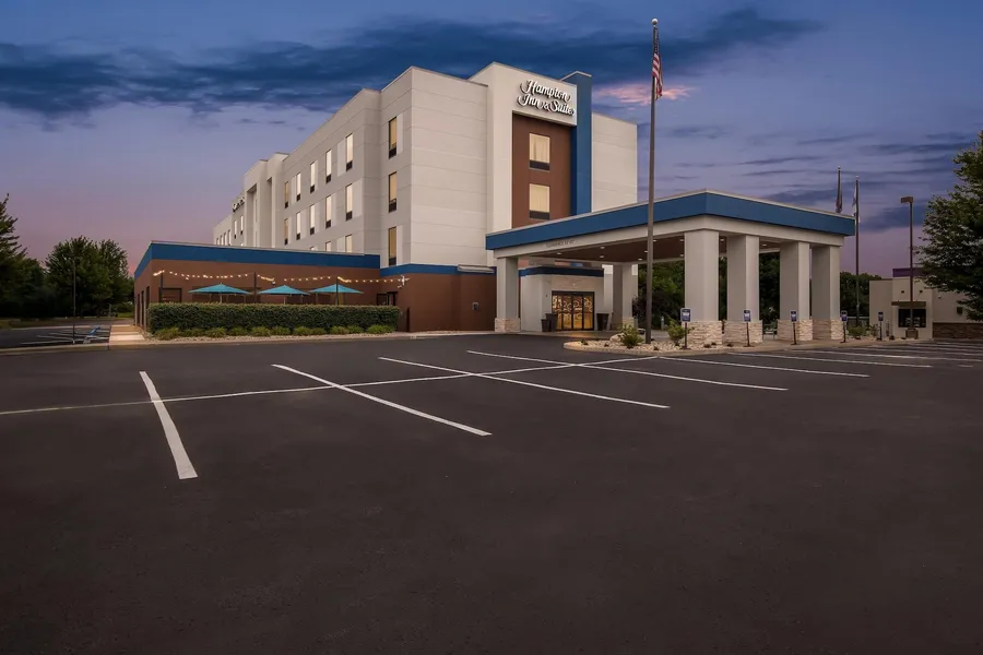 Hampton Inn & Suites Grove City hotel detail image 2