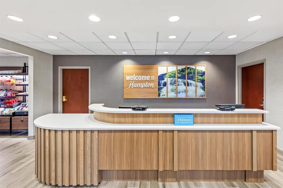 Hampton Inn & Suites Grove City hotel detail image 6