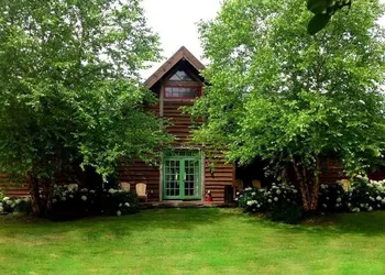 Finger Lakes Lodging hotel thumbnail 4