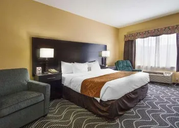 Comfort Suites Lake Ray Hubbard hotel thumbnail 7