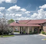 Red Roof Inn & Suites Hermitage hotel detail image 4
