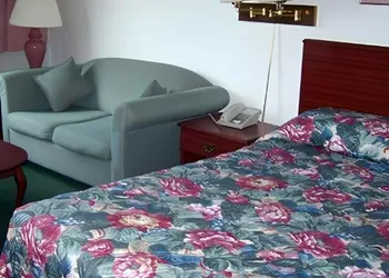 Harbor Inn Philipsburg hotel thumbnail 3