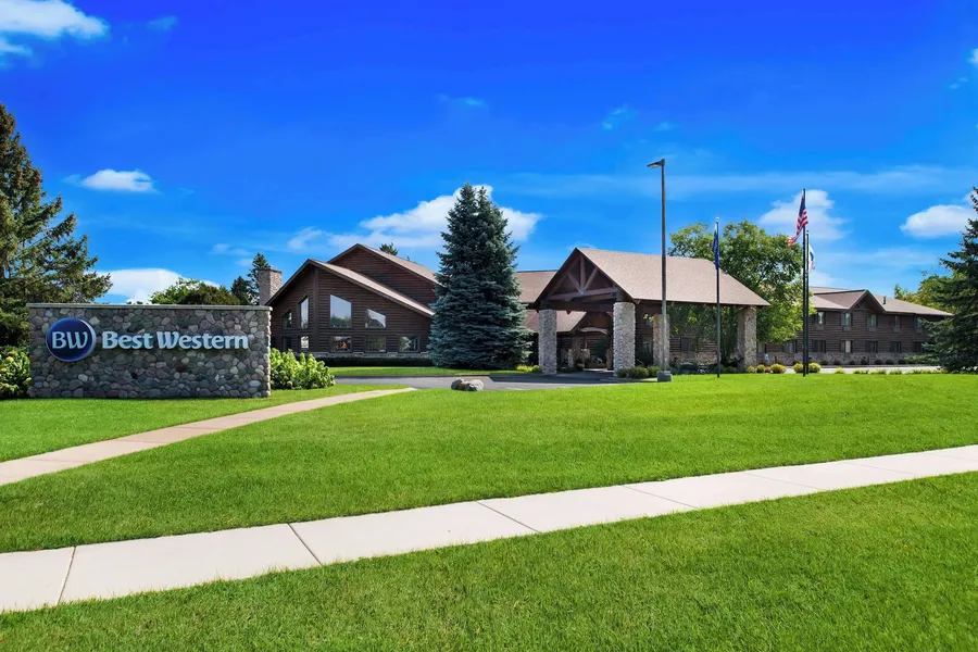 Best Western Northwoods Lodge hotel detail image 2