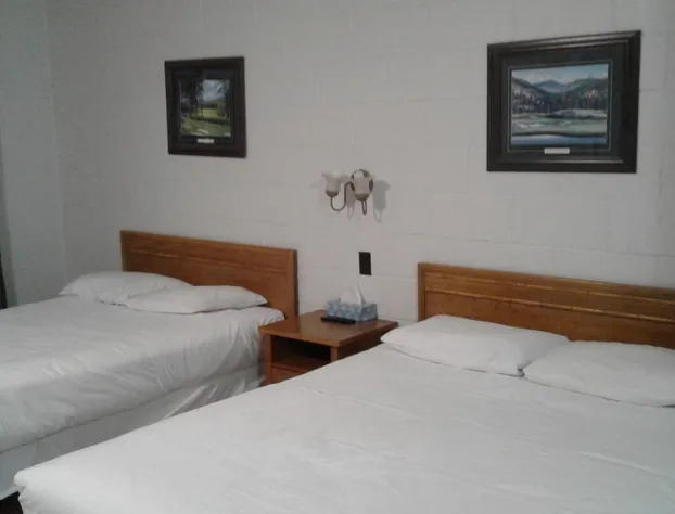 Top Notch Restaurant & Motel hotel detail image 1