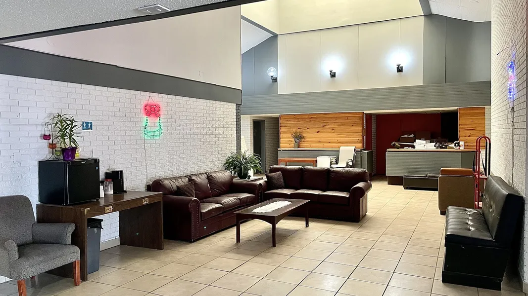 Lively Inn & Suites hotel detail image 6