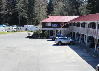 Pioneer Inn by the River hotel thumbnail 4