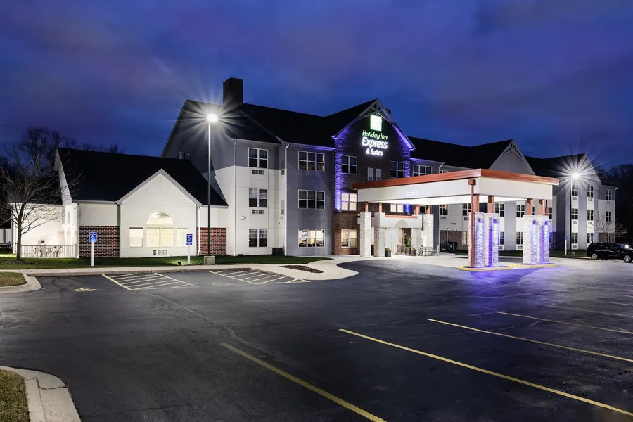 Holiday Inn Express & Suites Zion by IHG hotel detail image 2