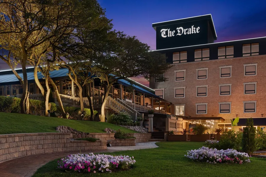 The Drake Oak Brook, Autograph Collection hotel detail image 2