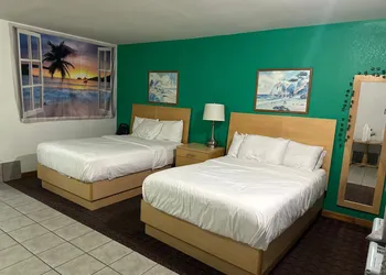 Tides Motor Inn at Stehli Beach hotel thumbnail 8