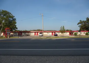 Silver Birch Motel hotel thumbnail 2
