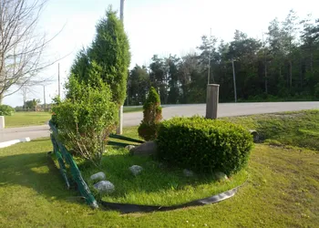Silver Birch Motel hotel thumbnail 6