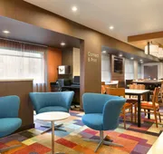 Fairfield Inn & Suites Youngstown Boardman/Poland hotel detail image 3