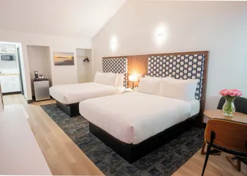 Sunshine Lodge hotel thumbnail 8
