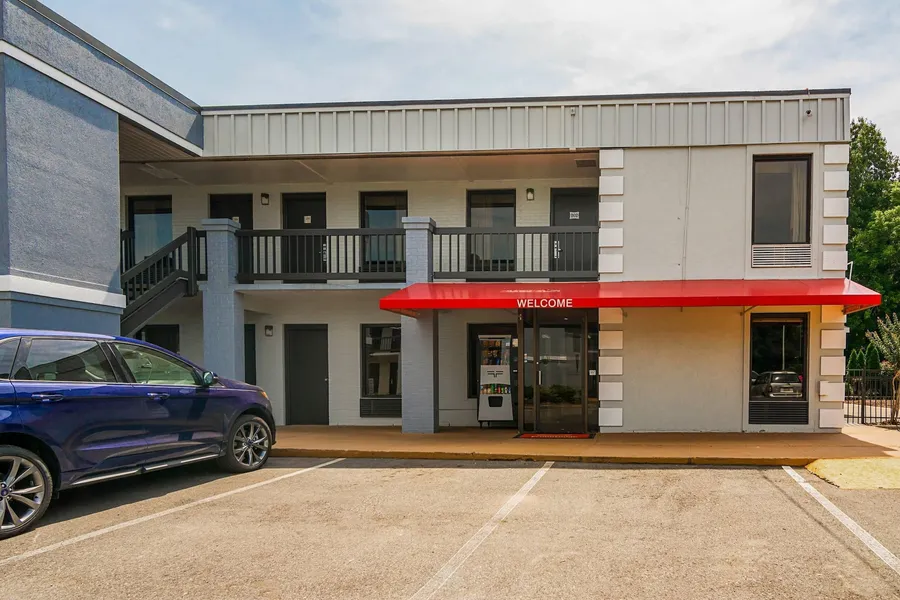 Econo Lodge Research Triangle Park hotel detail image 2