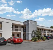 Econo Lodge Research Triangle Park hotel detail image 4