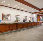 Aston at the Waikiki Banyan hotel detail image 3